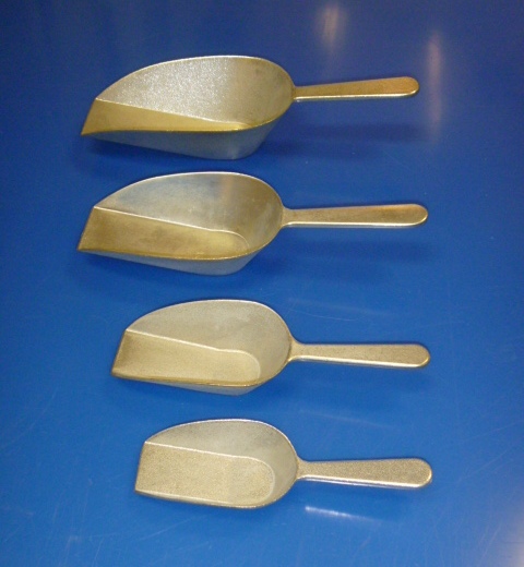 Aluminum Scoops - Flat Bottom