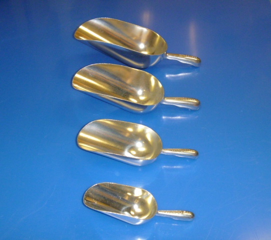 Aluminum Scoops - Curved Bottom